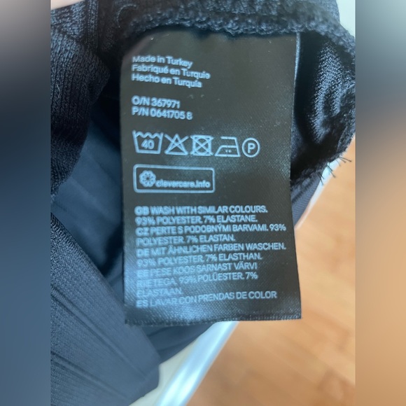 H&M - Picture 4 of 4